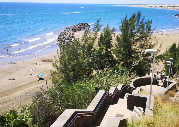 Modernes In Juncos Ii Mit Poolblick, 4 Etage In Top-lage Von Apartamento