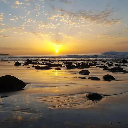 アパート Modernes In Juncos Ii Mit Poolblick, 4 Etage In Top-lage Von プラヤ・デル・イングレス