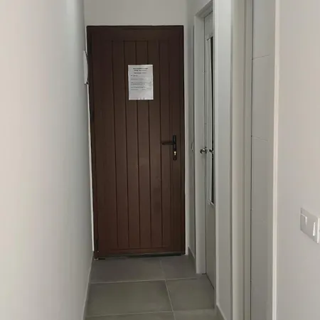 Modernes In Juncos Ii Mit Poolblick, 4 Etage In Top-lage Von * プラヤ・デル・イングレス