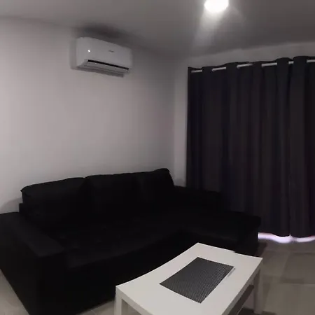 Modernes In Juncos Ii Mit Poolblick, 4 Etage In Top-lage Von プラヤ・デル・イングレス